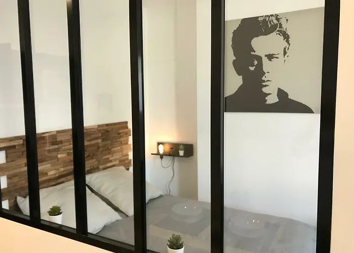 Au 36 Avec Parking Prive Arras