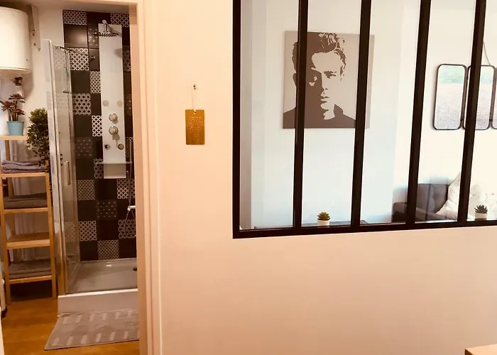 Apartment Au 36 Avec Parking Prive *