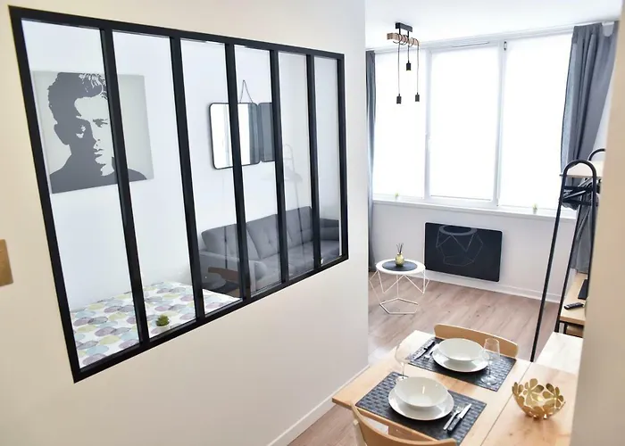 Au 36 Avec Parking Privé *